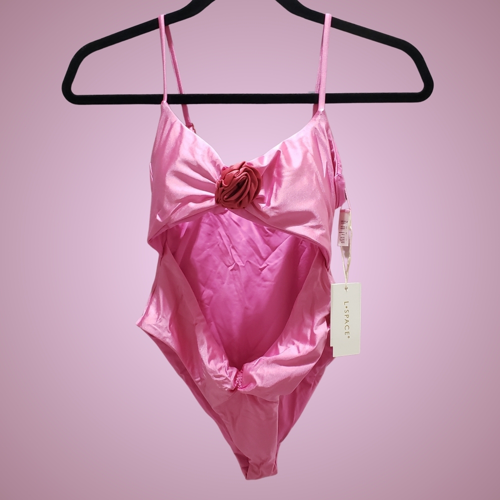 L*SPACE Sierra One-Piece Swimsuit Pink Quartz Sweetheart Neck Cut-Out 💕